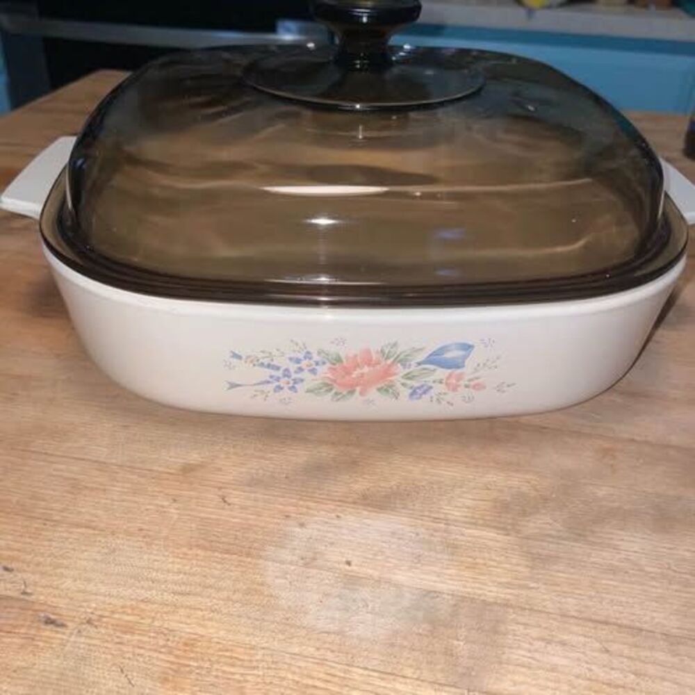 Vintage Corning Ware Peach Floral 2.5 Liter Casserole Dish A-10-B with Lid